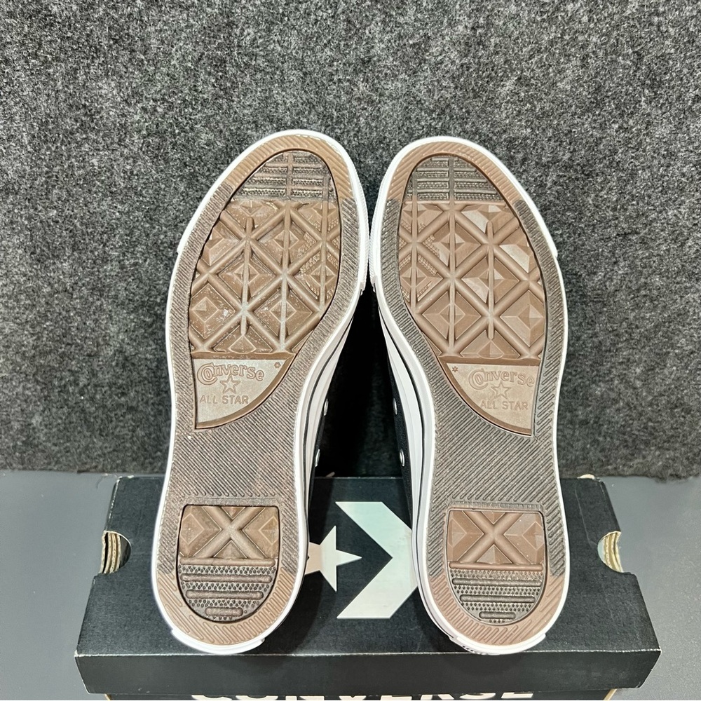 Converse Low Top “Ruth Bader Ginsburg” Women’s Shoes Size 6 - Picture 11 of 13